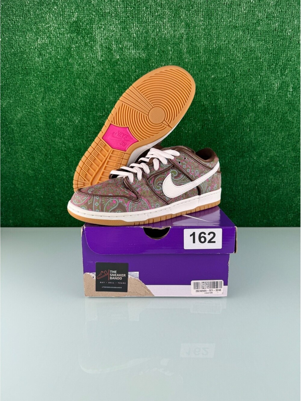 Size 10 - Nike SB Dunk Low Pro Paisley Brown CLEAN!
